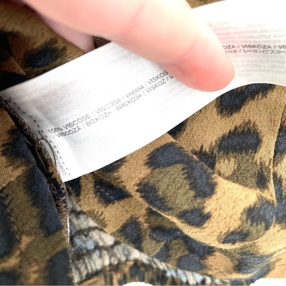 Mango Mng Leopard Animal Print Ruched Sleeve Smocked Back Top - Picture 9 of 9